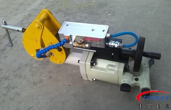 ZQG-8/1000氣動(dòng)鋼軌鉆研制成功